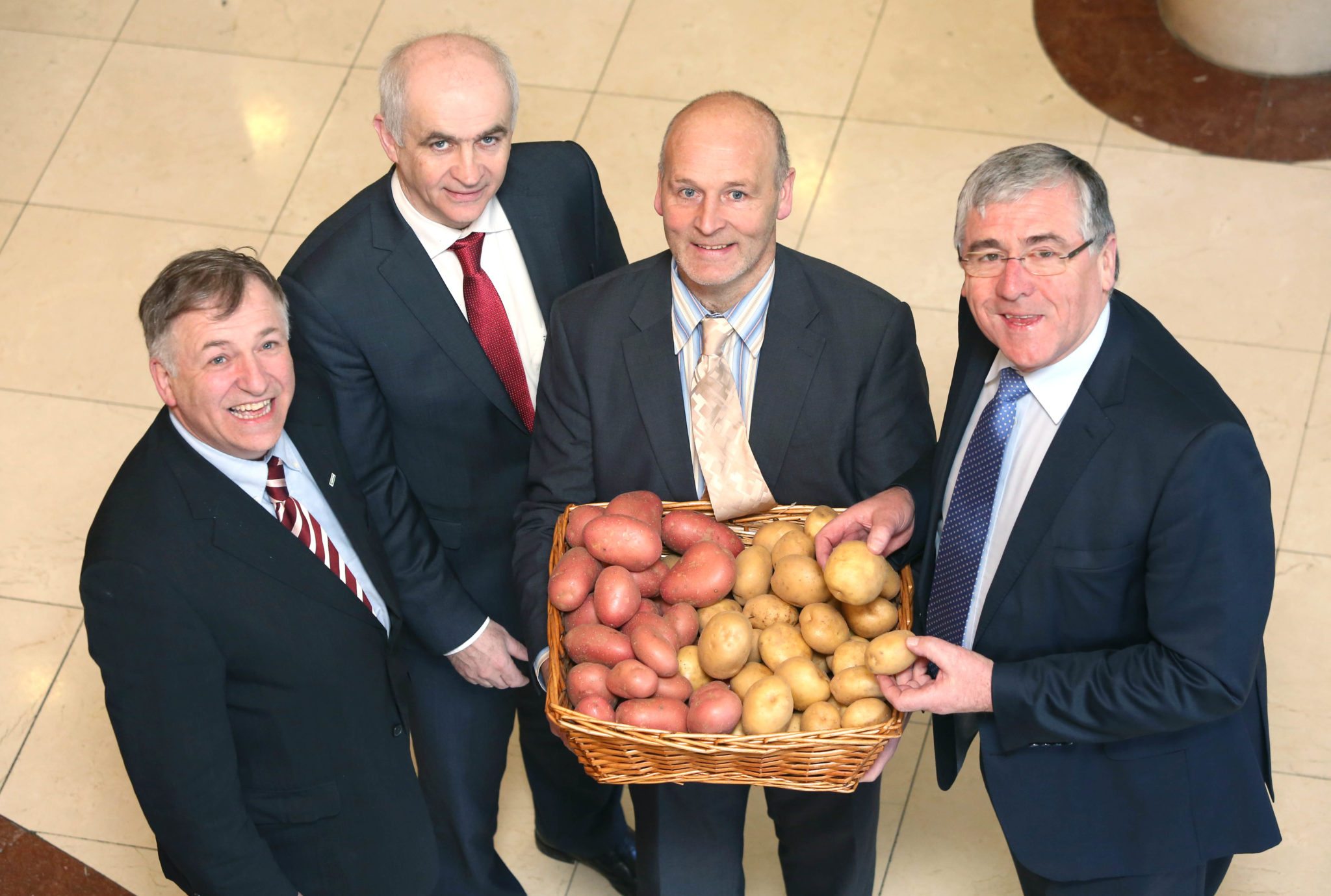 Potato Conference Hears Unviable Prices for Growers Threatens